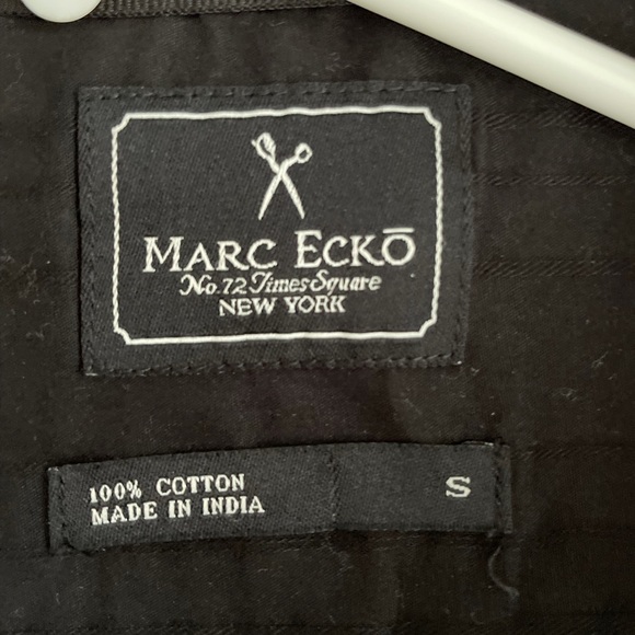 Marc Ecko button down shirt - Picture 3 of 3